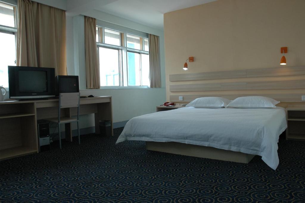 Zhongzhou Hotel - Jingu Road Luoyang  Zimmer foto